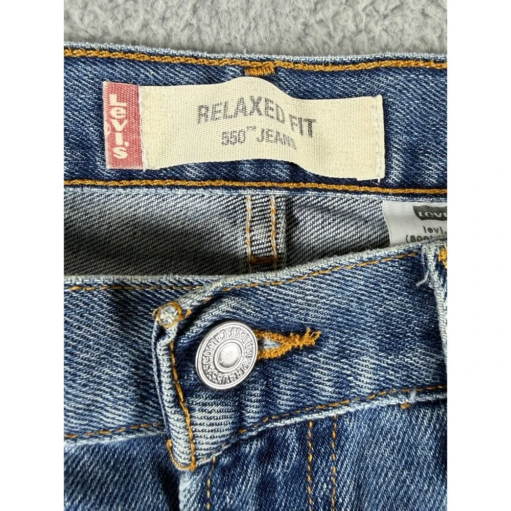 Levi's 550 Relaxed Fit Straight Leg Denim Jeans Mens 33x30 (Measures 30x28)